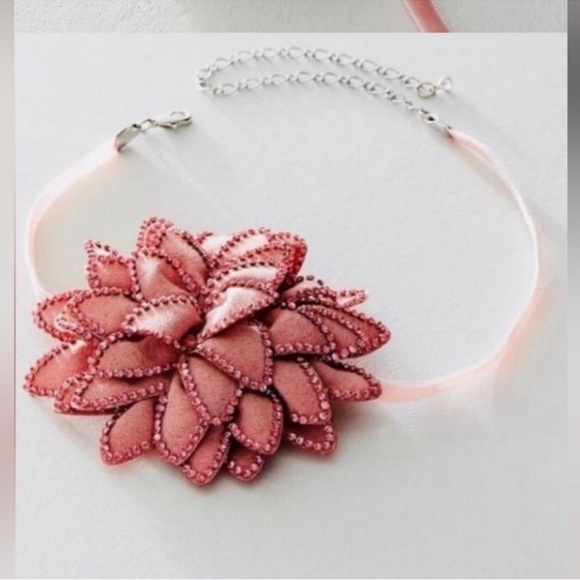 Free People Rose Pink Flower From Dusk Till Dawn Choker OSFA - Picture 2 of 6